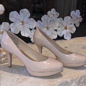 Madden Girl heels. EUC